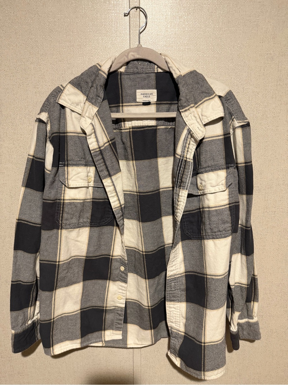 American Eagle Outfitters Black and Cream Plaid Button-Down Shirt
